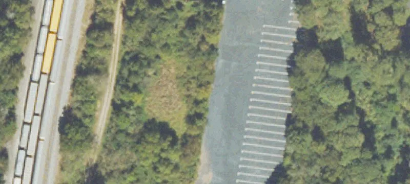 24 Racetrack Rd