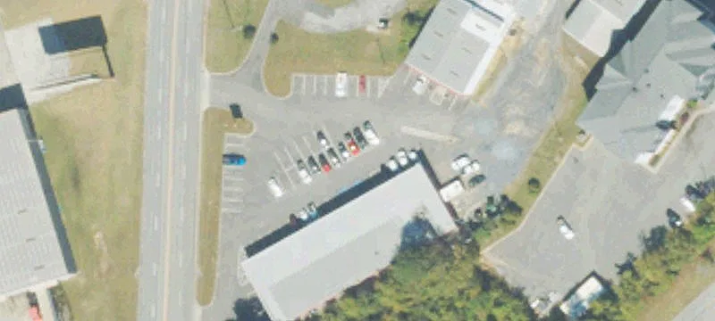 165 Outlet Ctr SE Dr