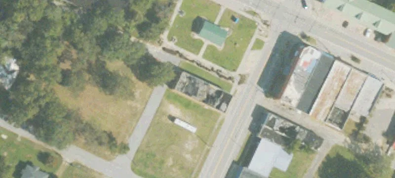 807 Girard Ave