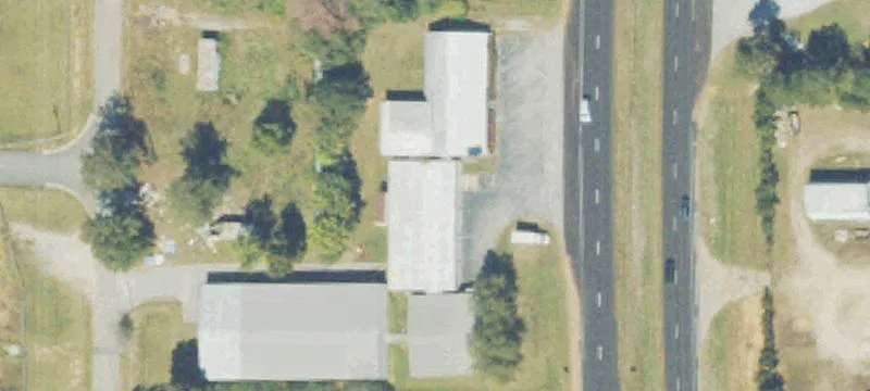 3879 Expy Expressway