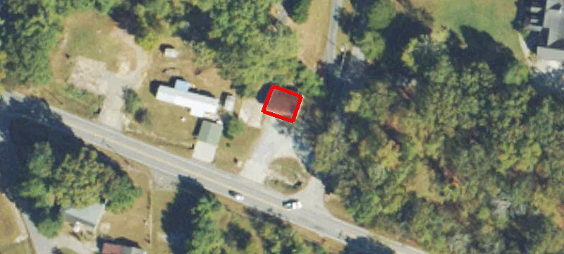 943 Lakeview Dr