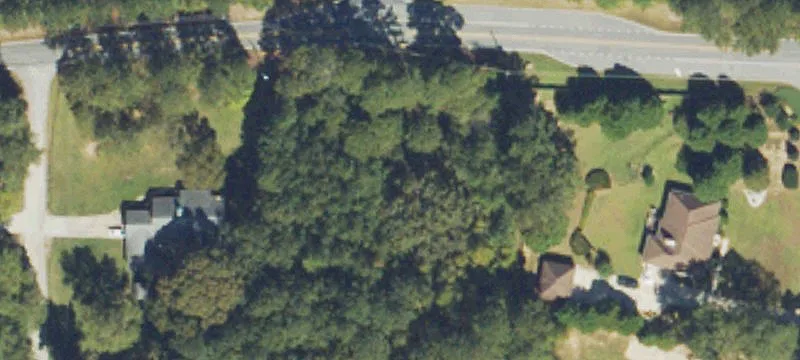 Stonewall Ave