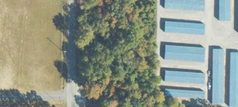 Lakeshore Dr