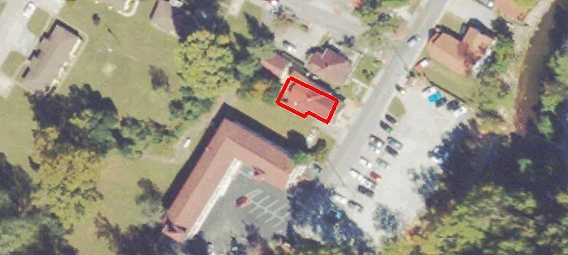 56 Riv St