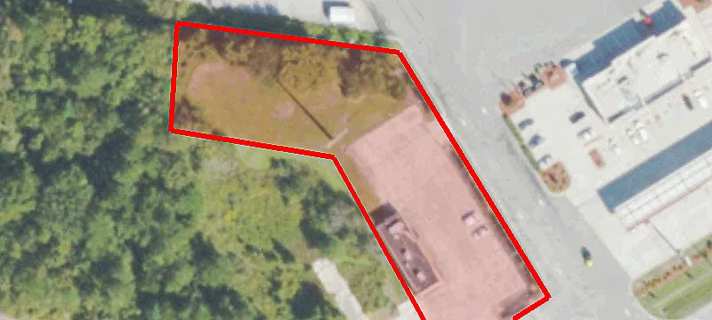 1833 Harrietts Blf Rd