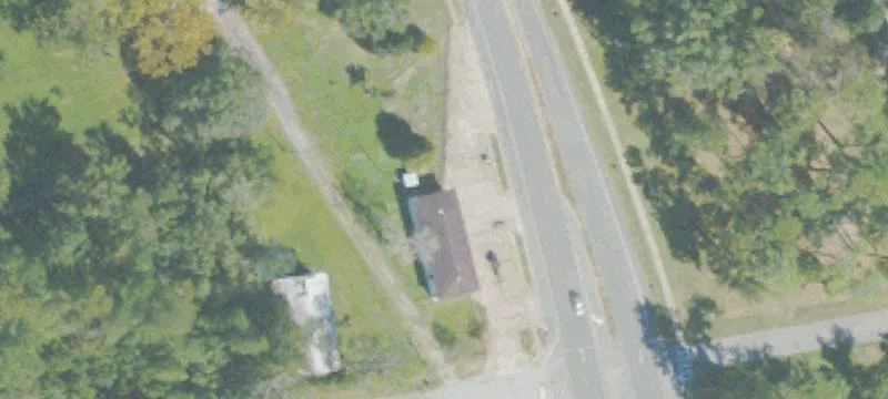 110 Bedell Ave