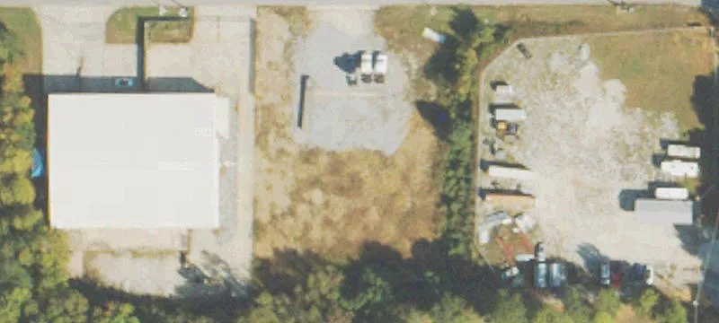 208 Industrial Ct