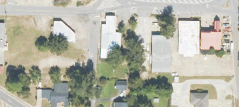 109 College St