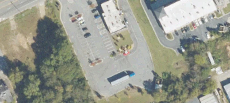 1504 Us Hwy 82nd W