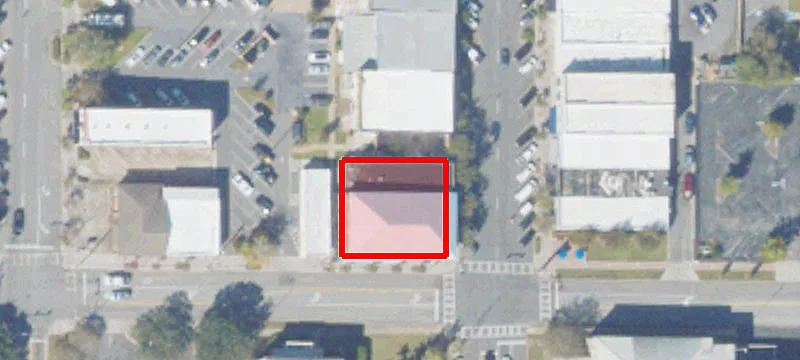128 1st SE St