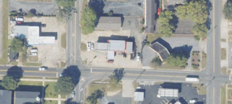 323 Main St