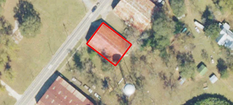 878 Main St