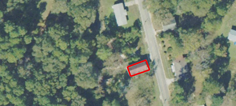 121 Lucky St