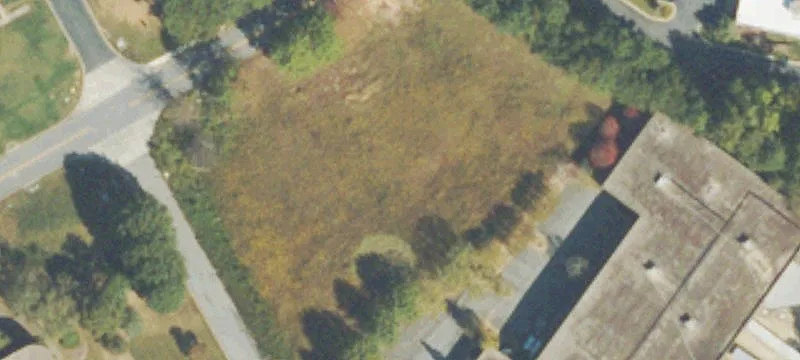 2420 Meadowbrook Pkwy