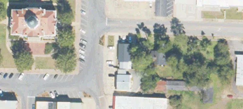 42 Ct Sq