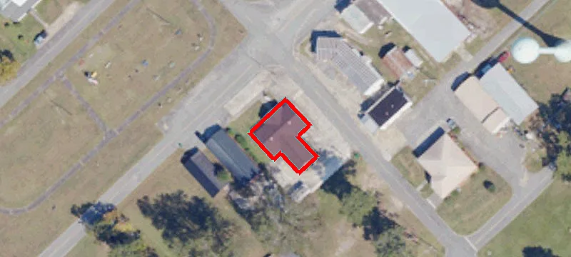 135 Dogwood SW St