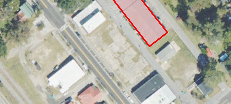 Laurel St