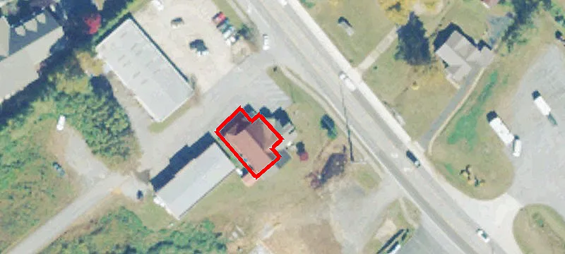 401 Main St