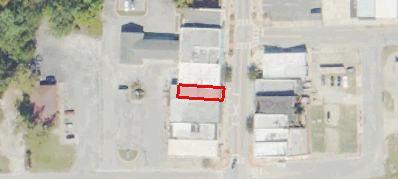 13 Main St