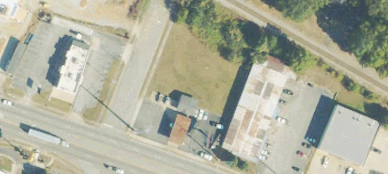 305 Elbert St