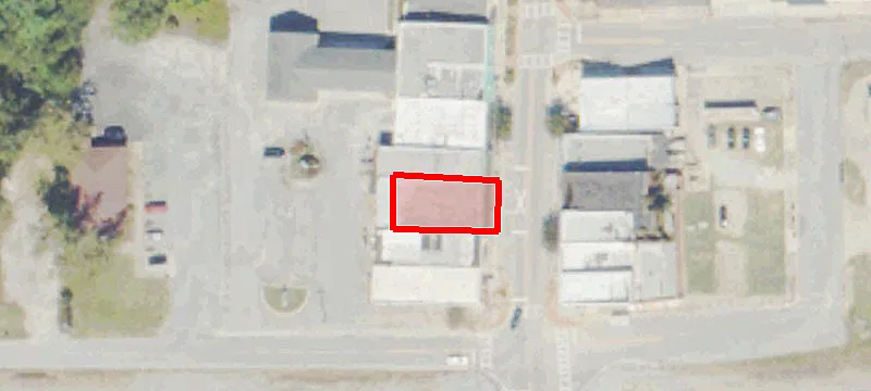 918 Main St