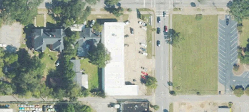 500 Broad Ave