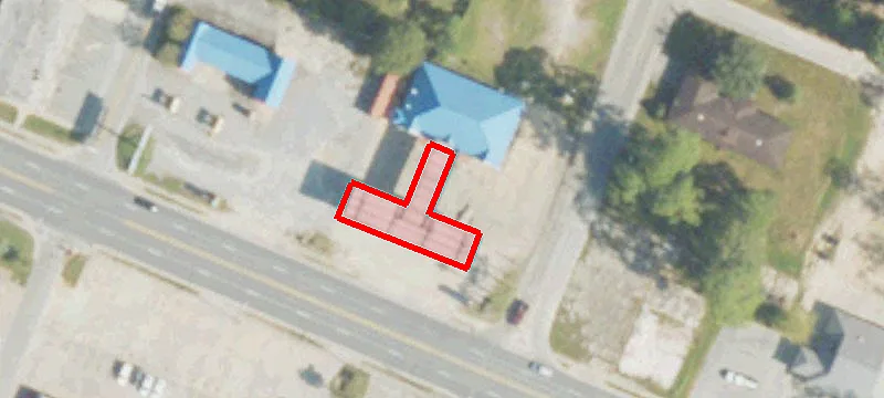 376 Parker St