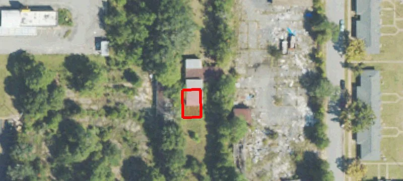 1002 Cherry Ave
