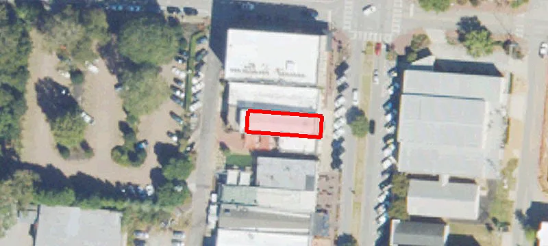 30 Main St