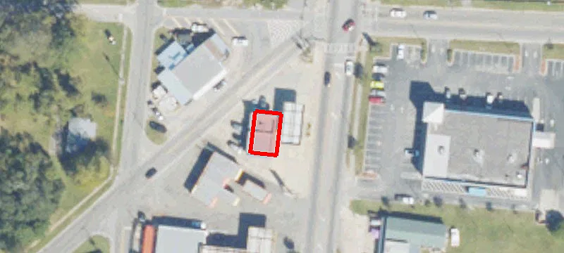 401 Davis Rd