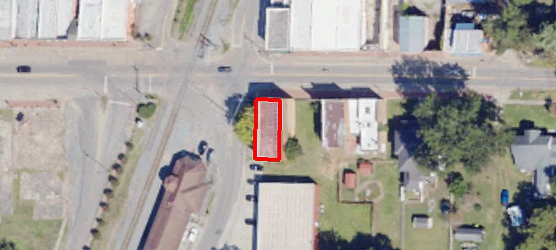 102 Main E St