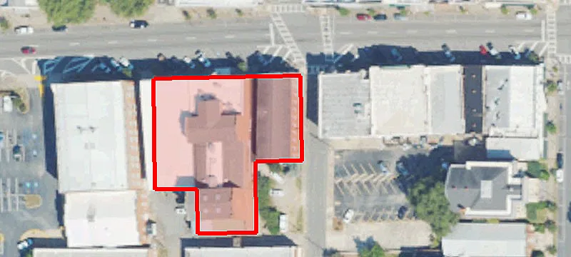 302 Lamar St