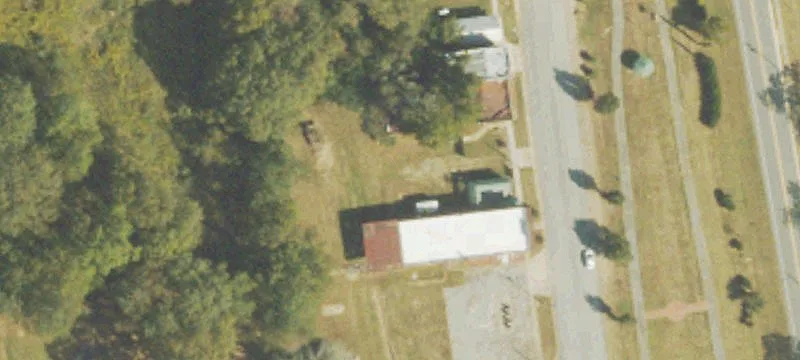 1131 Main St