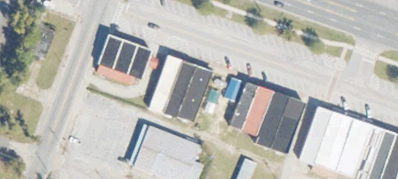 30 Fleetwood E Ave