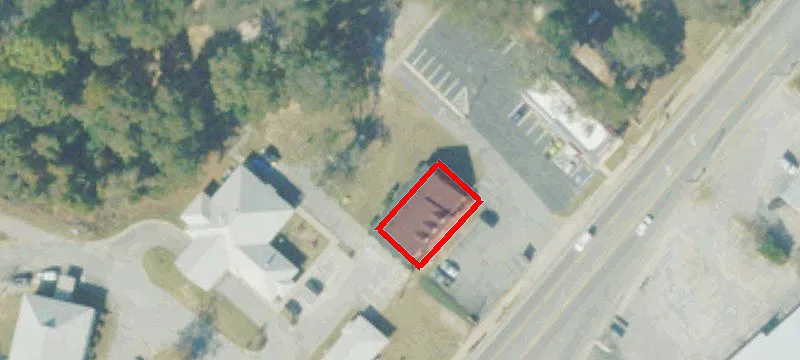 132nd W Brazell St