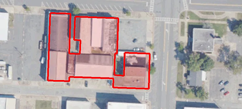 129 Main St
