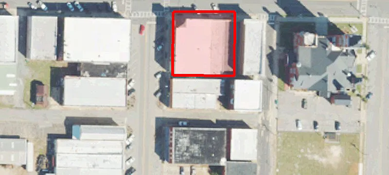 138 Main St