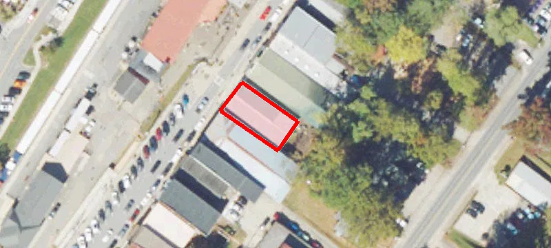 671 Main St