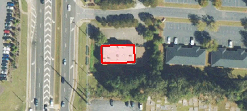 785 Peachtree Pkwy