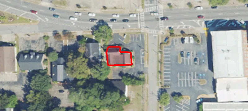 400 Lamar St