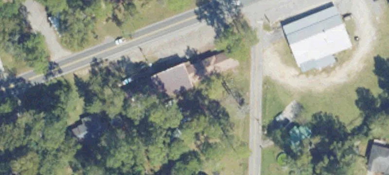 802 Adel Rd