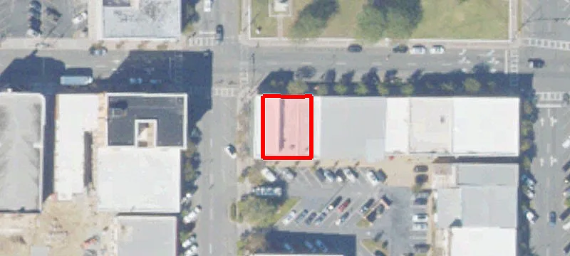 4 1st SE Ave