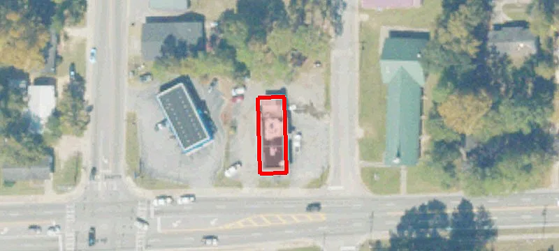 901 Baker W Hwy