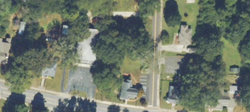 Dillard St