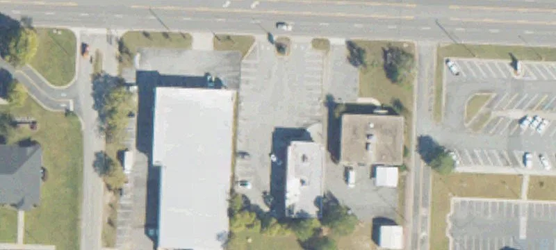 724 2nd W St