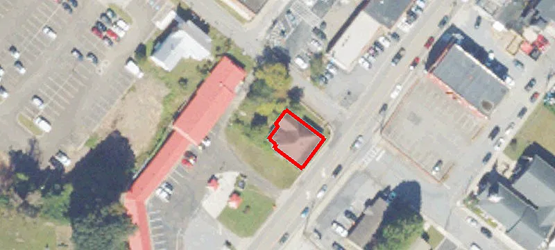 84 Main St