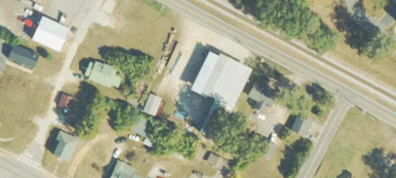 311 Railroad St