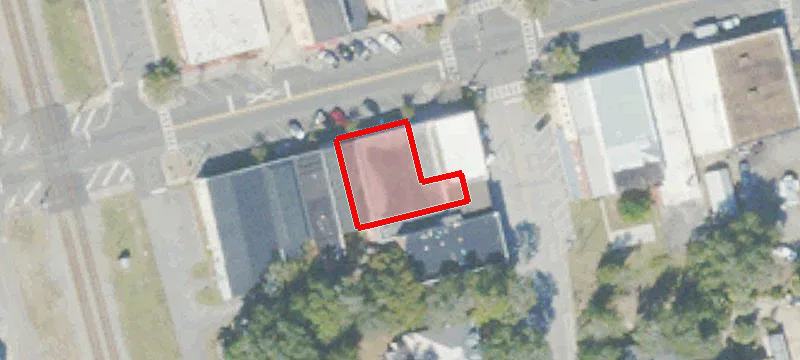 3872 Main St