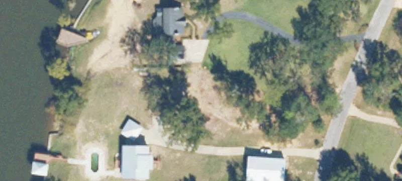 205 Riverview Dr
