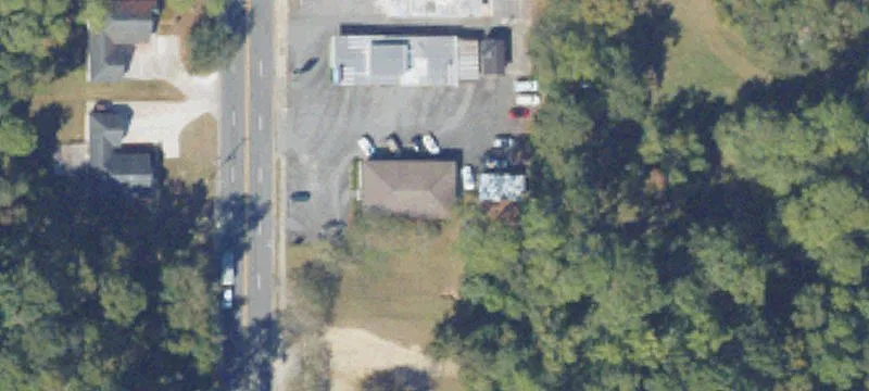 1405 Main St